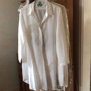 Elegant nearly new white xl linen shirt/tunic